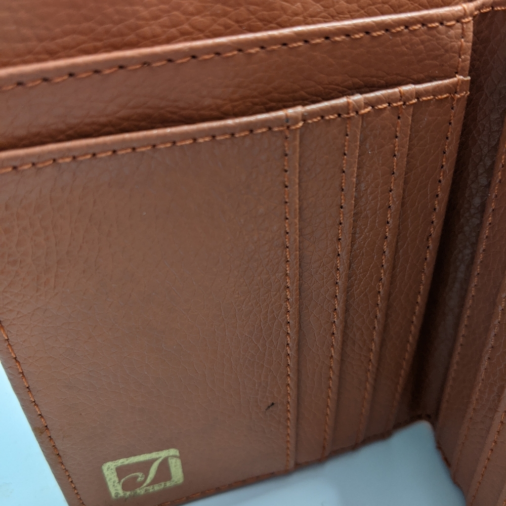 Wallet - Picture 3 of 5